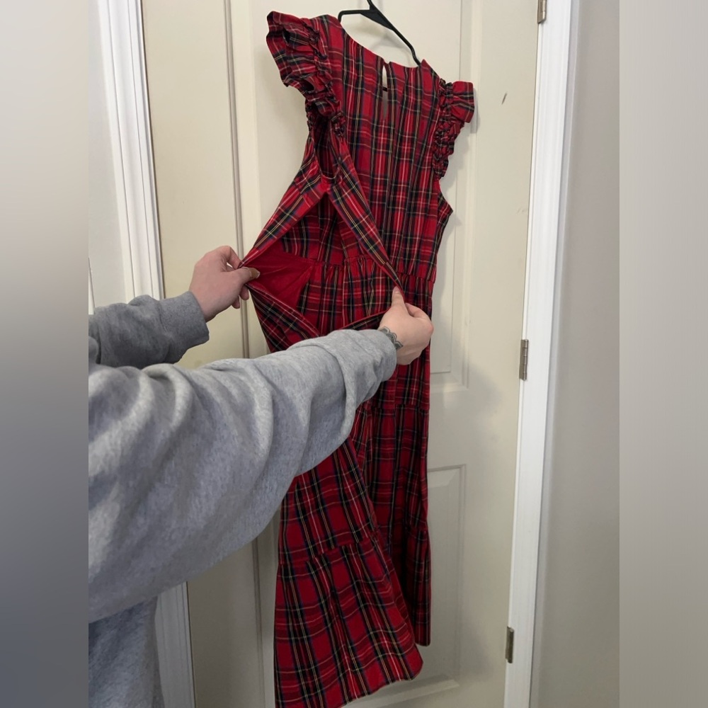 J Crew ruffle tiered dress - HAS POCKETS! PLAID / SIZE 14 - Picture 3 of 9